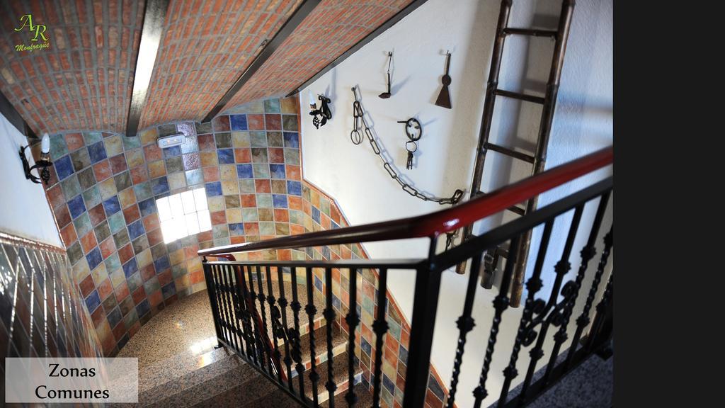Apartamentos Rurales Monfraguee Torrejon el Rubio Bagian luar foto
