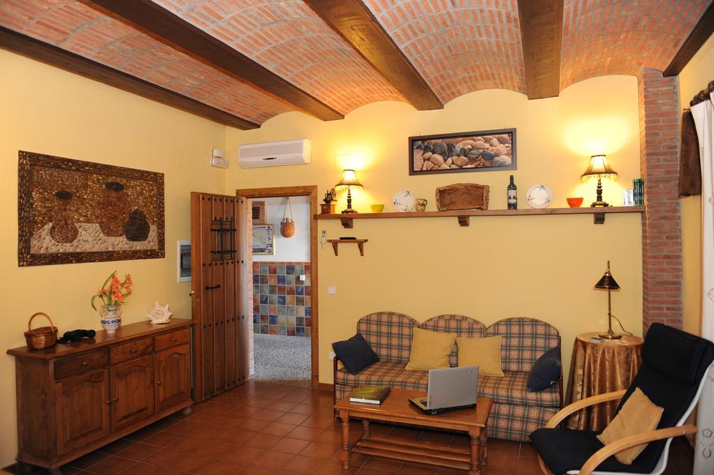 Apartamentos Rurales Monfraguee Torrejon el Rubio Bagian luar foto