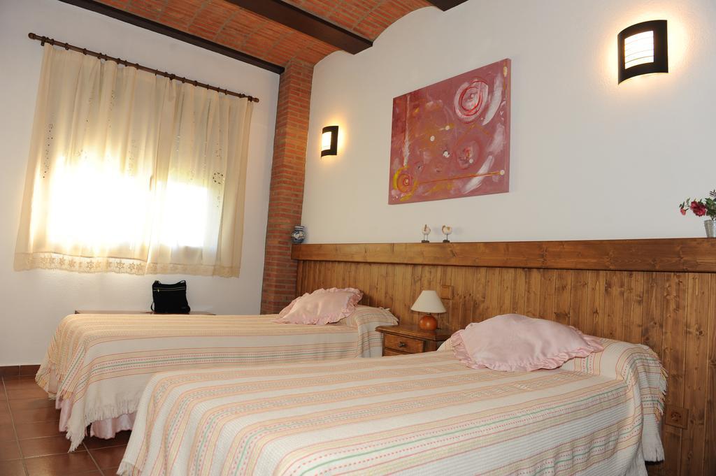 Apartamentos Rurales Monfraguee Torrejon el Rubio Bagian luar foto