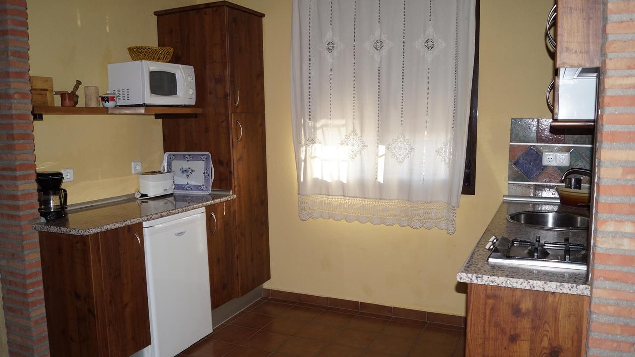Apartamentos Rurales Monfraguee Torrejon el Rubio Bagian luar foto
