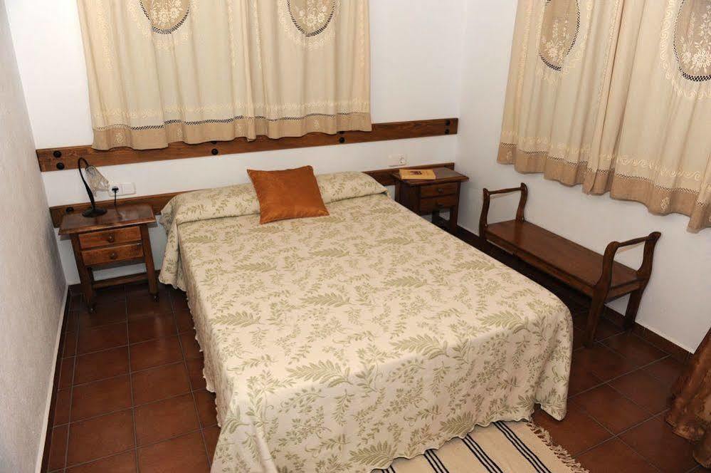 Apartamentos Rurales Monfraguee Torrejon el Rubio Bagian luar foto