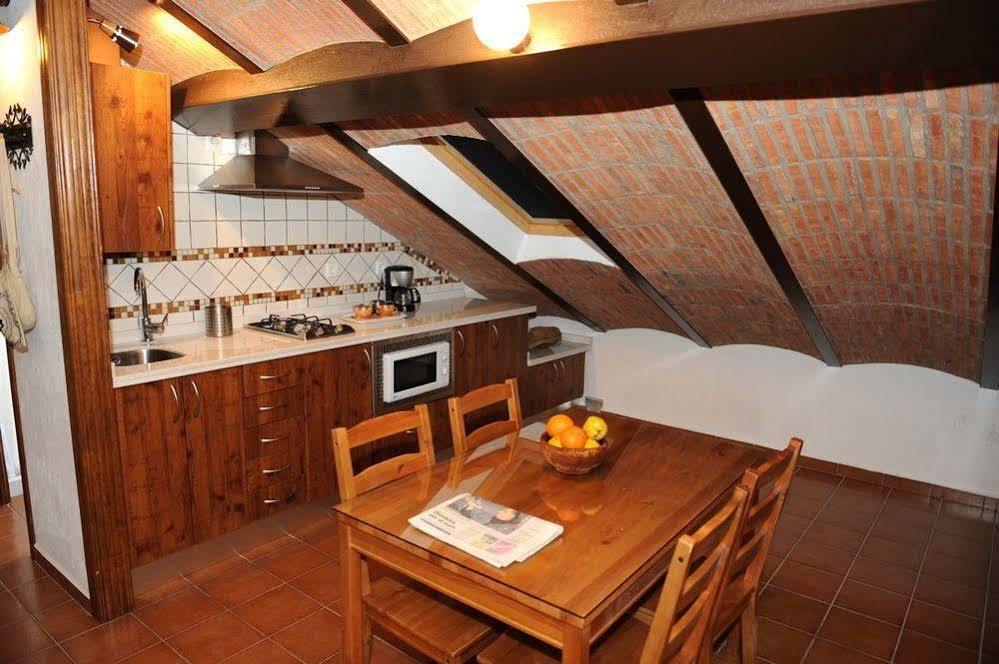 Apartamentos Rurales Monfraguee Torrejon el Rubio Bagian luar foto