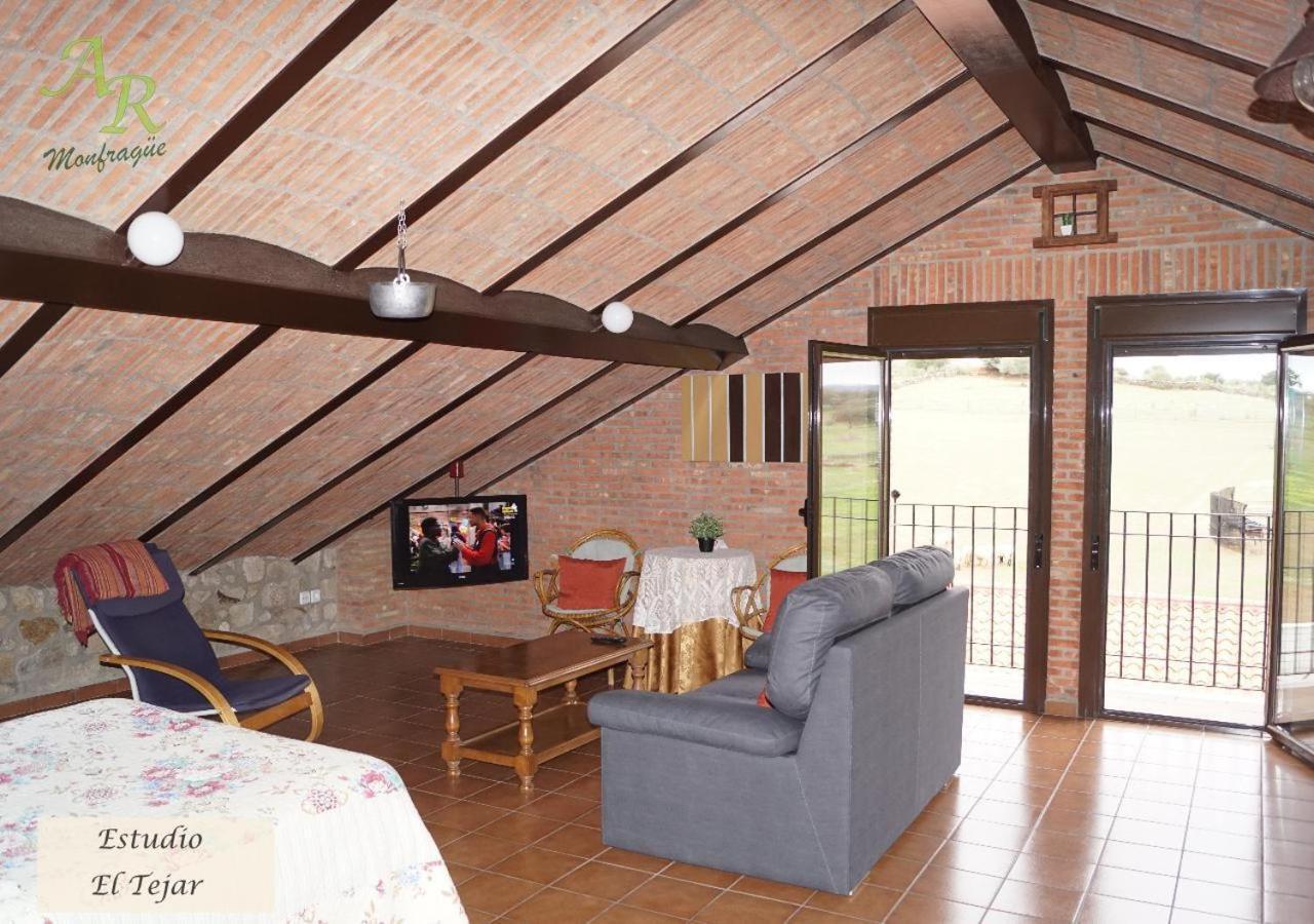 Apartamentos Rurales Monfraguee Torrejon el Rubio Bagian luar foto