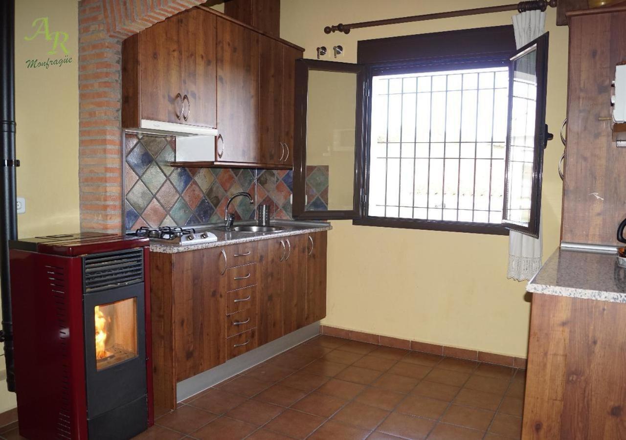 Apartamentos Rurales Monfraguee Torrejon el Rubio Bagian luar foto
